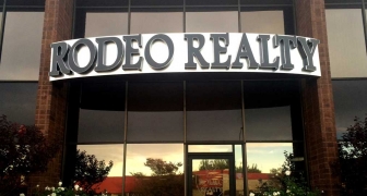 Rodeo Realty - Wall Signs